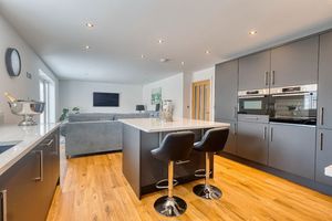Kitchen- click for photo gallery